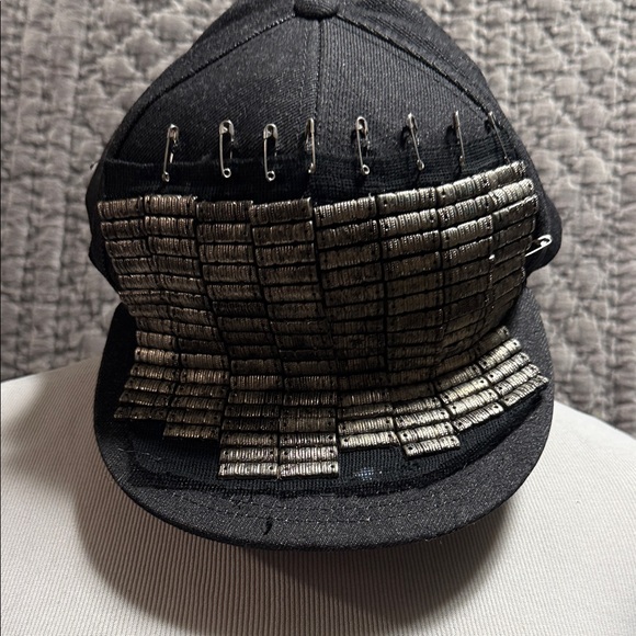 Decky-EMD Other - Black and Silver Embellished Men's Hat